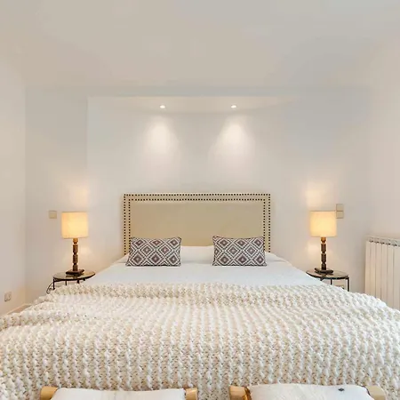 Unique With Ocean View Pool Tennis * Віавіа