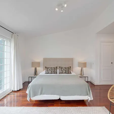 Villa Unique With Ocean View Pool Tennis