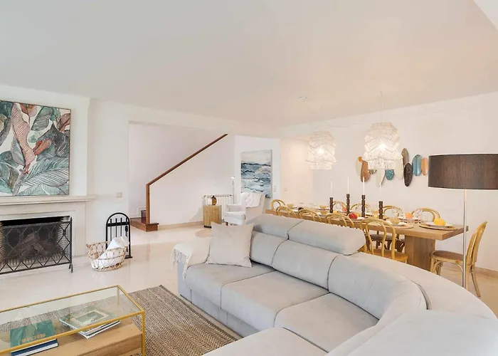 Villa Unique With Ocean View Pool Tennis